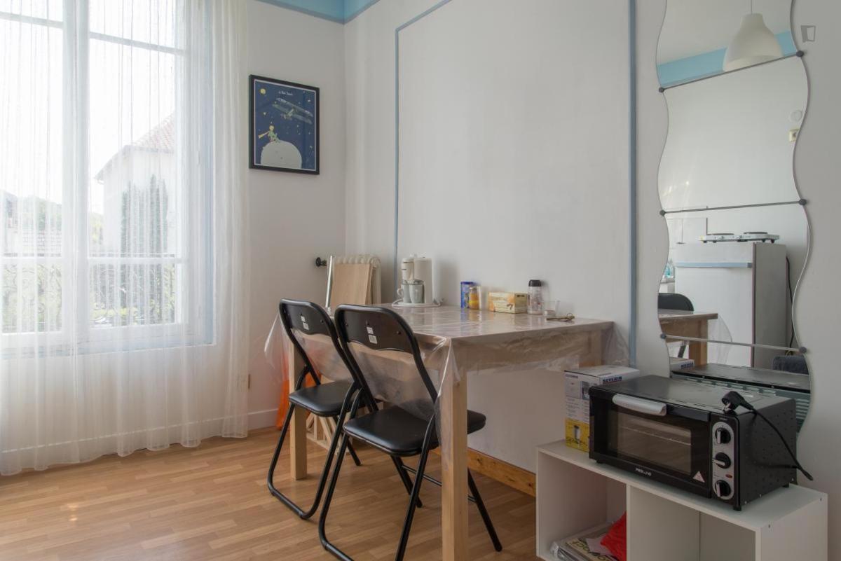 Chambre du Petit Prince Chaville Extérieur photo